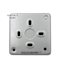 Hager WPSS81BKO 13A 1 Gang Double Pole Switched Socket and Back Box with Knockouts metalclad; EAN: 3250617260978